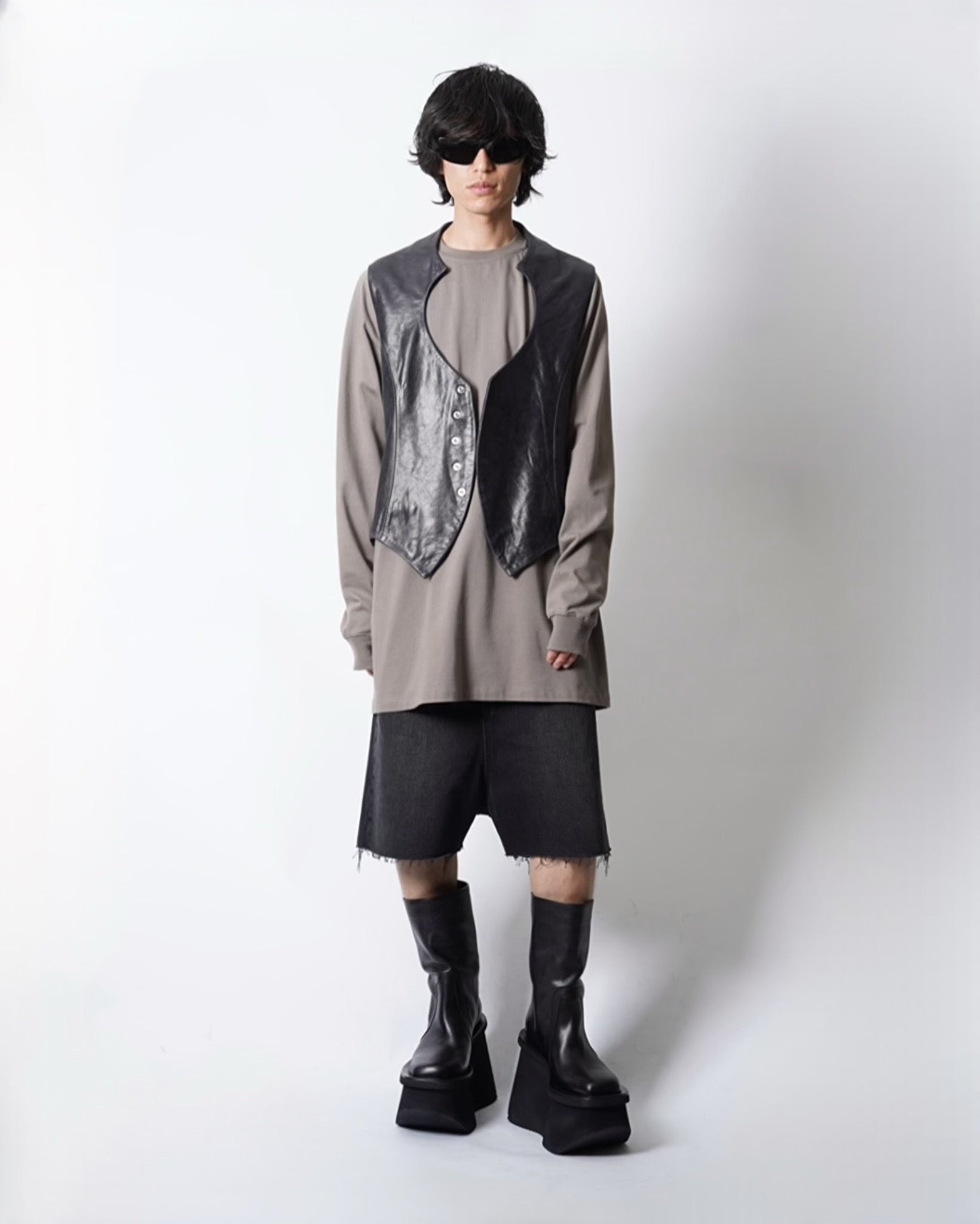 MASU レザーベスト　23AW MASU(エムエーエスユー)のANGEL WING LEATHER VEST BLACKの通販