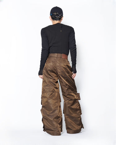 【Feng Chen Wang】<br>MULTI POCKET CARGO TROUSER IN PADDED NYLON