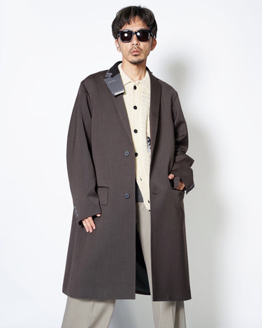 【kolor】<br>COLLAR DOCKING COAT