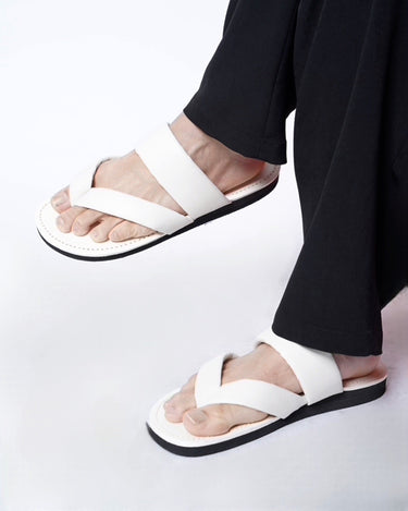 【Yohji Yamamoto POUR HOMME】<br>SOFT LEATHER THONG SANDAL