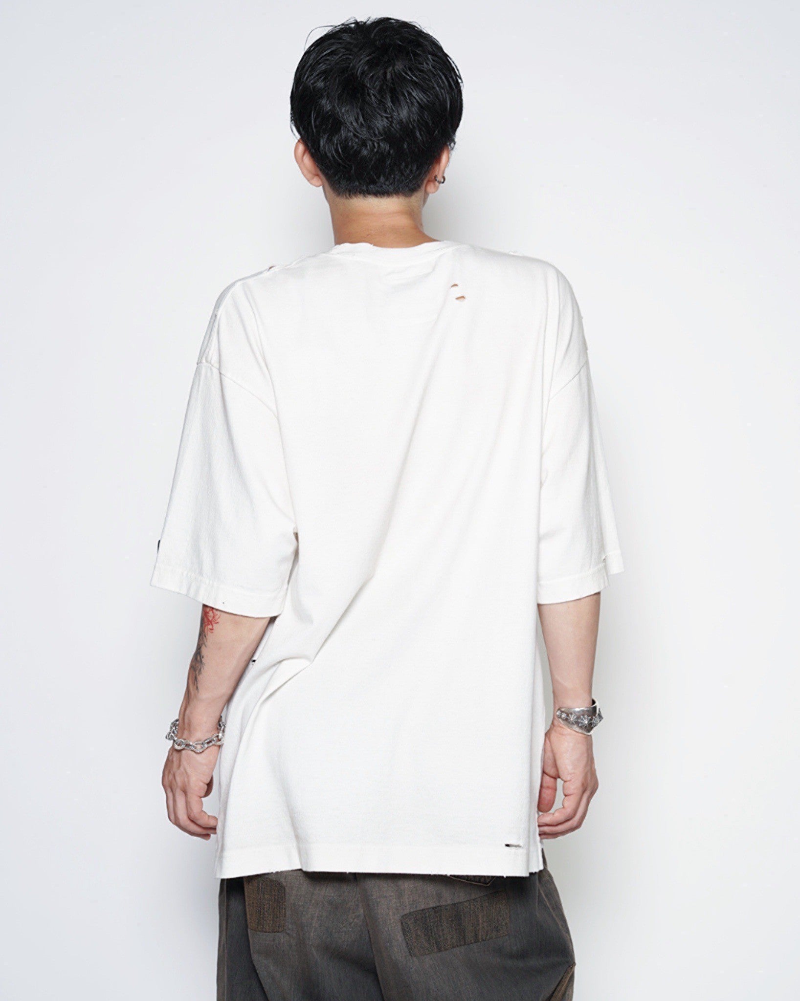 【MIHARAYASUHIRO】Embellished Distressed Tee ねこ 全3色 Maison MIHARA YASUHIRO】EMBELLISHED DISTRESSED TEE - Amanojak.