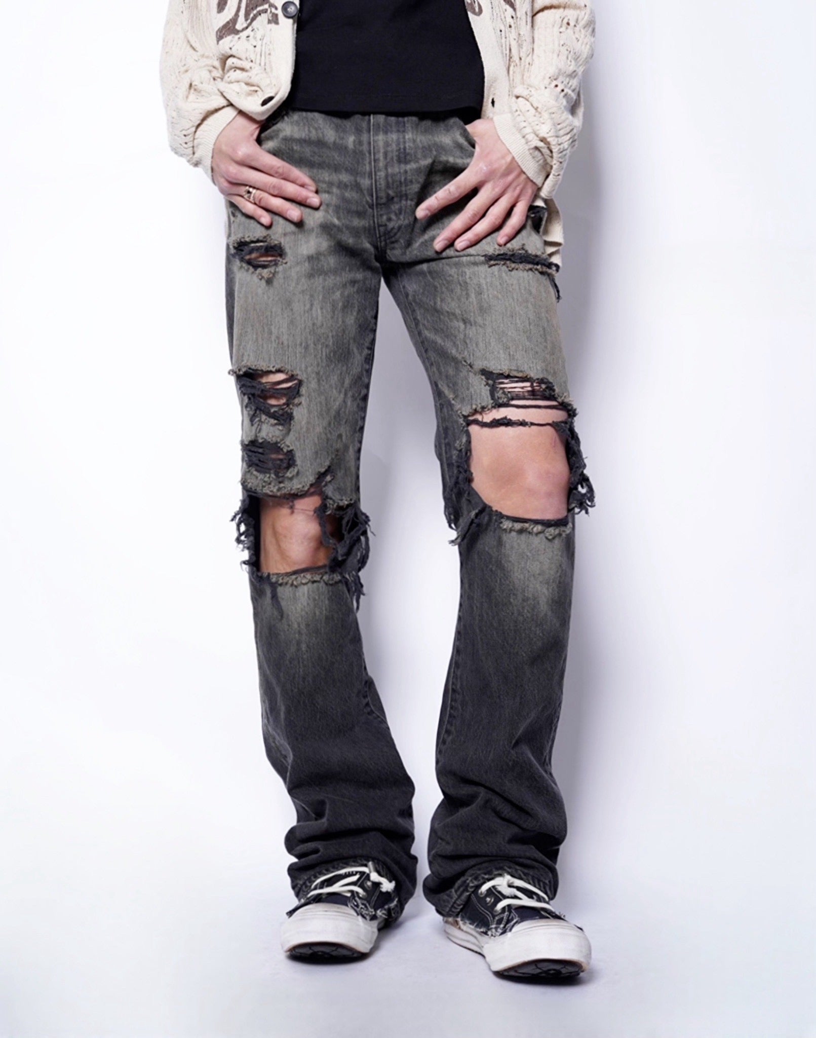 KAMIYA】Distressed Slim Bootcut Jeans - Amanojak.