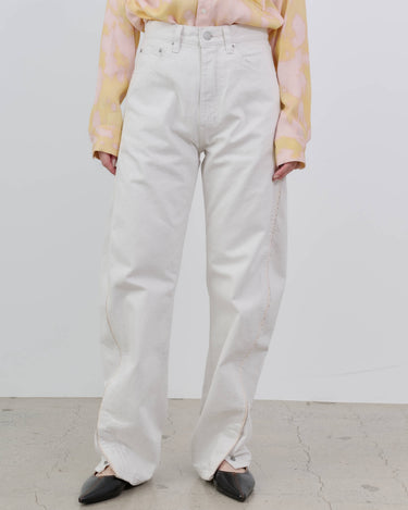 イベント期間限定アイテム<br>(9月19日～27日まで)<br>【ANTHEM A】<br>TWIST LINE WASHED STRAIGHT DENIM