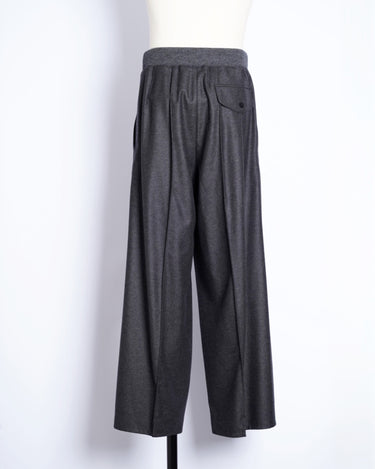 イベント期間限定アイテム<br>(10月10日～18日まで)<br>【OVERCOAT】<br>WIDE TROUSER WITH RIBBED WAISTBAND