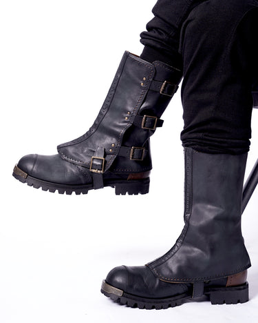 【ZIGGY CHEN】<br>BRASS TIP BUCKLE BOOTS WITH SPATS