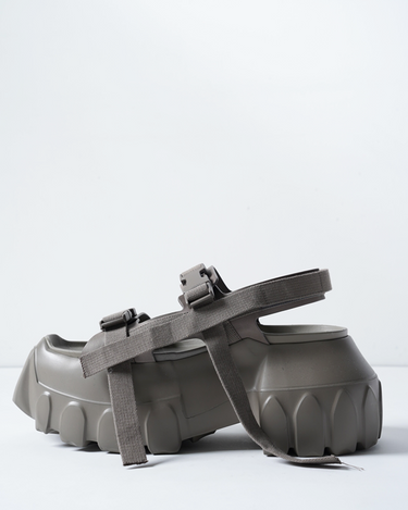 RICK OWENS(リックオウエンス)- MEGA TRACTOR SANDAL-LOO--Amanojak. RICK OWENS(リックオウエンス)- MEGA TRACTOR SANDAL-LOO--Amanojak.