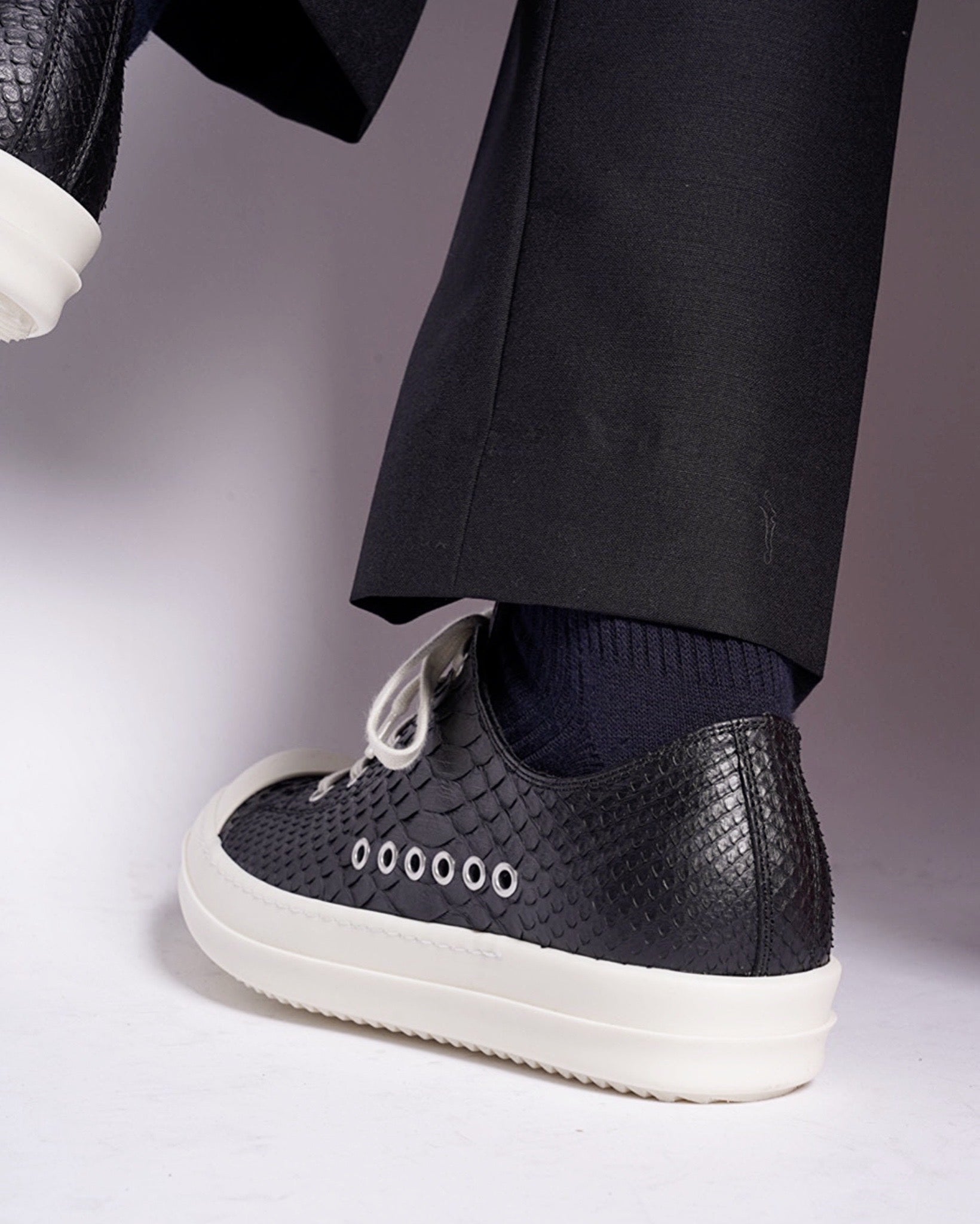 RICK OWENS(リックオウエンス)-EXTREME LOW SNEAKS -LPY- -Amanojak. RICK OWENS(リックオウエンス)-EXTREME LOW SNEAKS -LPY- -Amanojak.