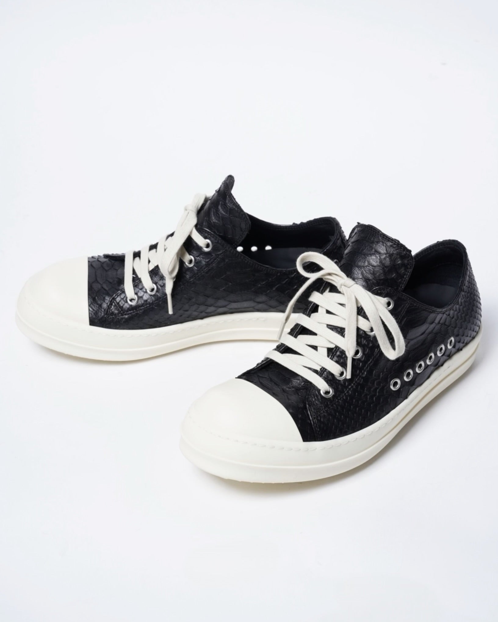 RICK OWENS(リックオウエンス)-EXTREME LOW SNEAKS -LPY- -Amanojak. RICK OWENS(リックオウエンス)-EXTREME LOW SNEAKS -LPY- -Amanojak.