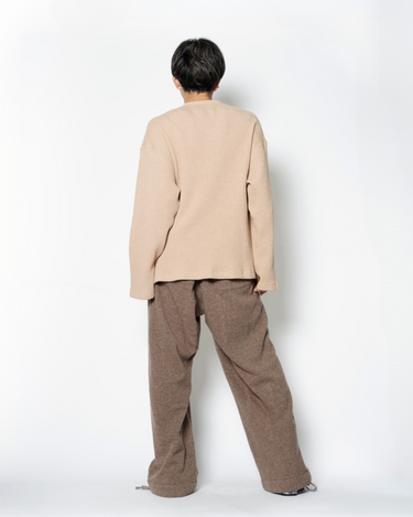 【AVIVA JIFEI XUE】<br>Long Sleeve Arc Tee