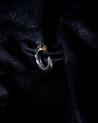 即納在庫有り<br>【NATURAL INSTINCT】<br>"LEAVES" HOOP EARRING (NI-P-03)