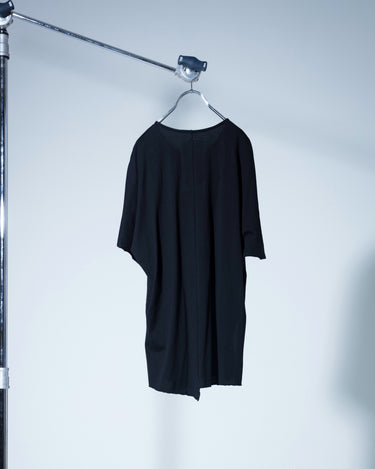 受注生産アイテム<br>期間限定受注受付中(9/11～9/13まで)<br>【prasthana】<br>split dolman top (suvin/giza天竺)