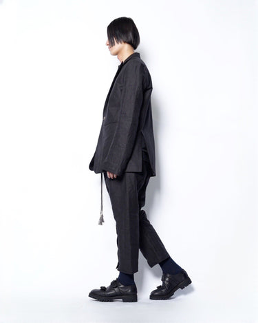 【prasthana】<br>[fault or composition] jacket