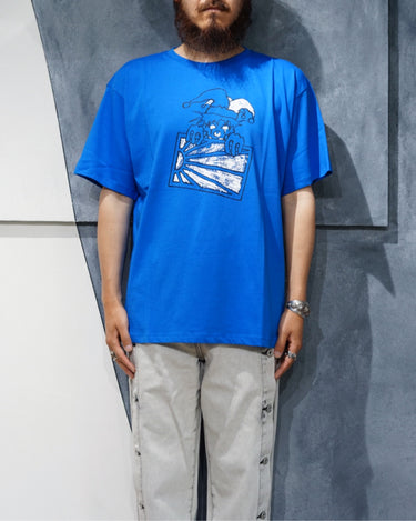 【RASSVET】<br>クラウンTシャツ