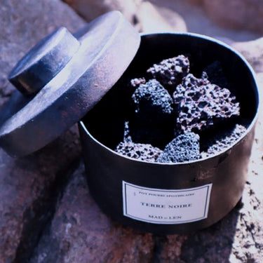 [MAD ET LEN]<br>Potpourri Lava<br>"Black Champaka"