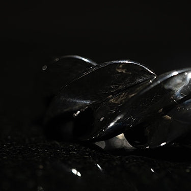 【NATURAL INSTINCT】<br>"TWIST ANGLE"バングル (NI-B-01)